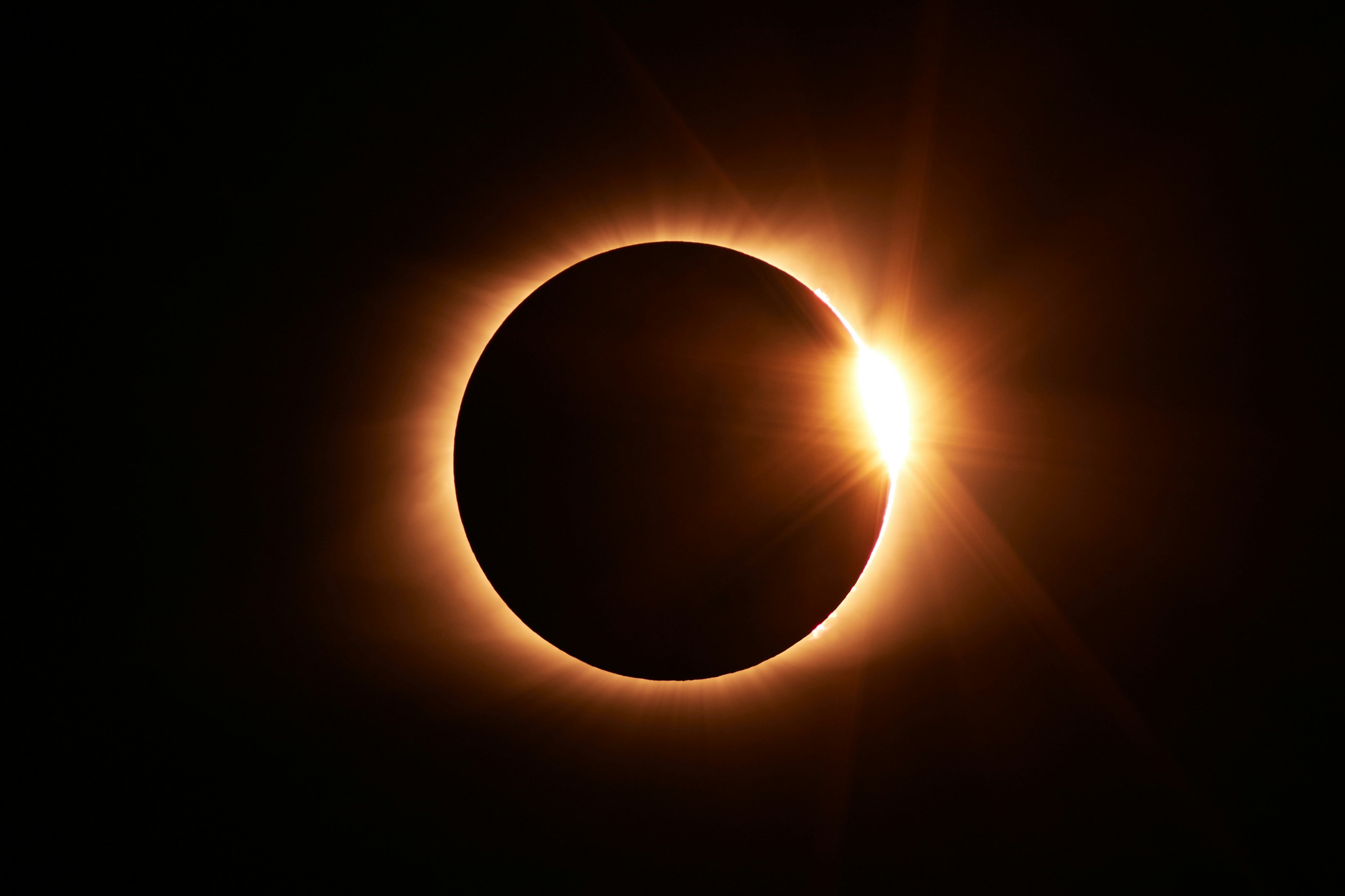 eclissi solare